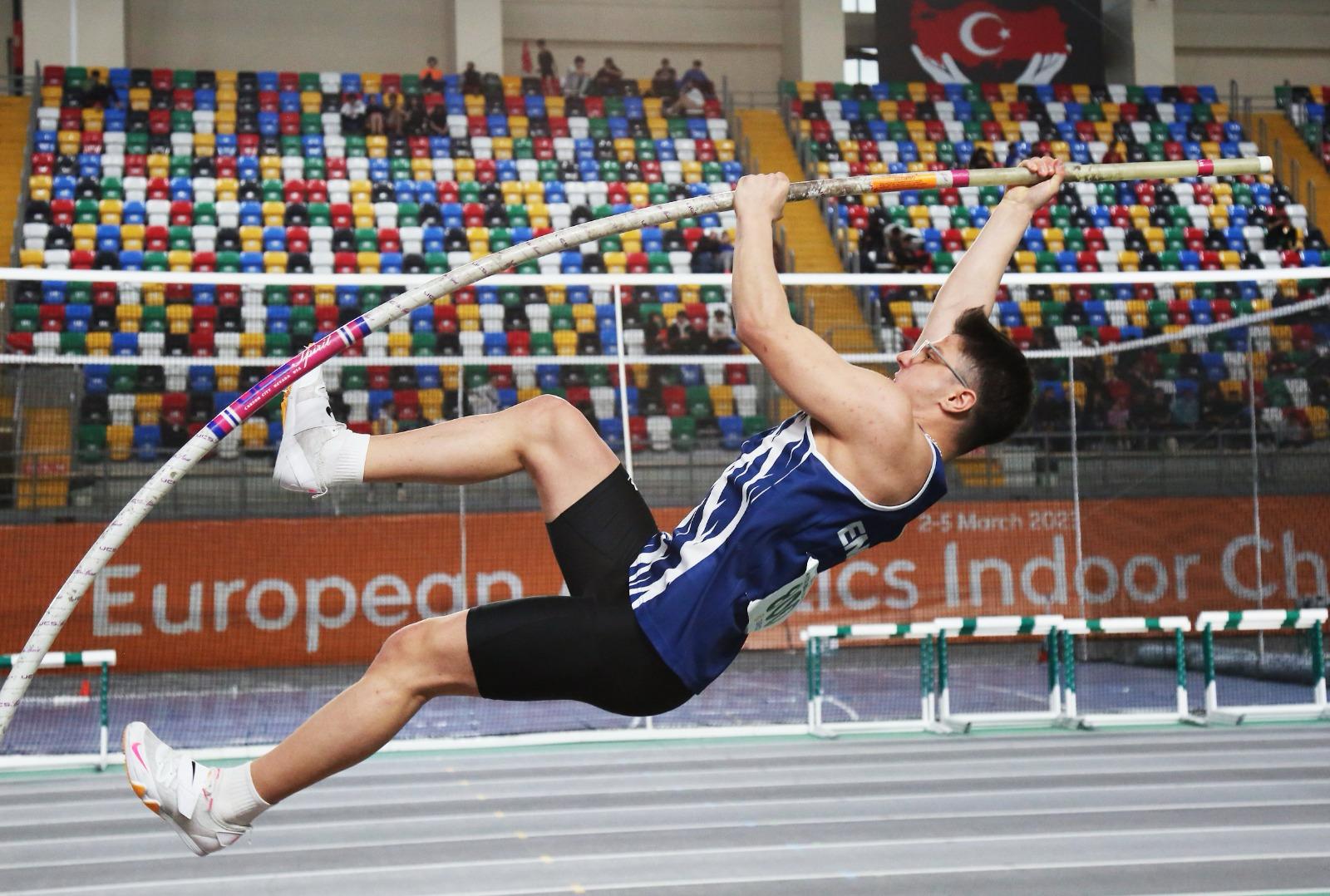 Turkcell U18 Türkiye Atletizm Salon Şampiyonası sona erdi.